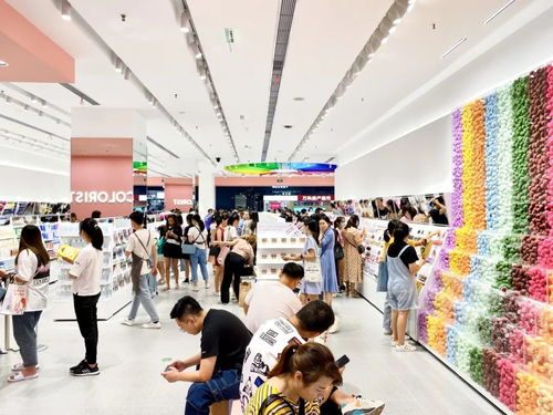 銷(xiāo)售同比提升90 ,客流同比提升30 ,蘇寧萬(wàn)達(dá)首次聯(lián)手交出完美答卷